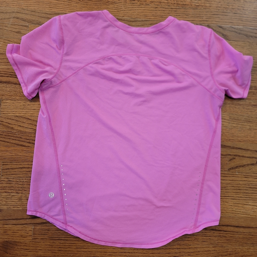 Lululemon Short Sleeve Pink T Shirt With Reflective Strip On Back Wicky Material
